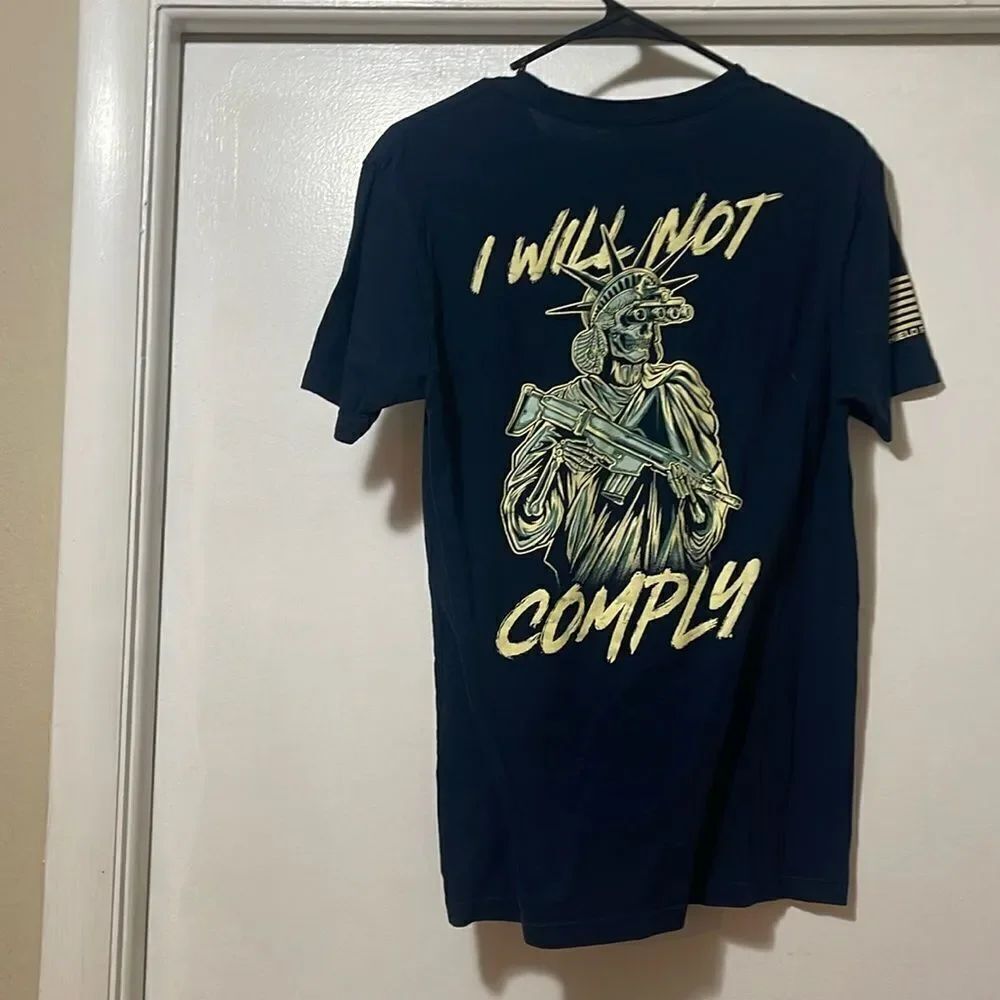 I will not comply shield Republic T-shirts, small